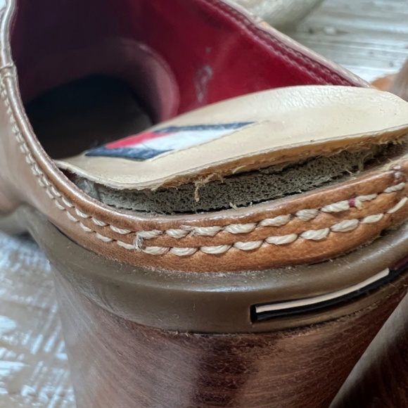 Tommy Hilfiger Brown Leather Mule Shoes with Chunky Wood Heel Slip On - Picture 5 of 6
